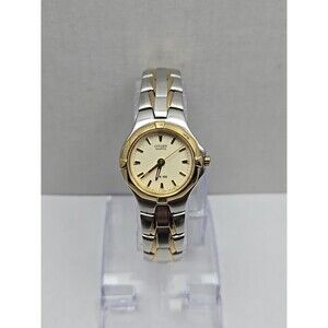 Citizen Quartz WR100 Two Tone Womens Watch 5930 New Battery Stainless Steel
